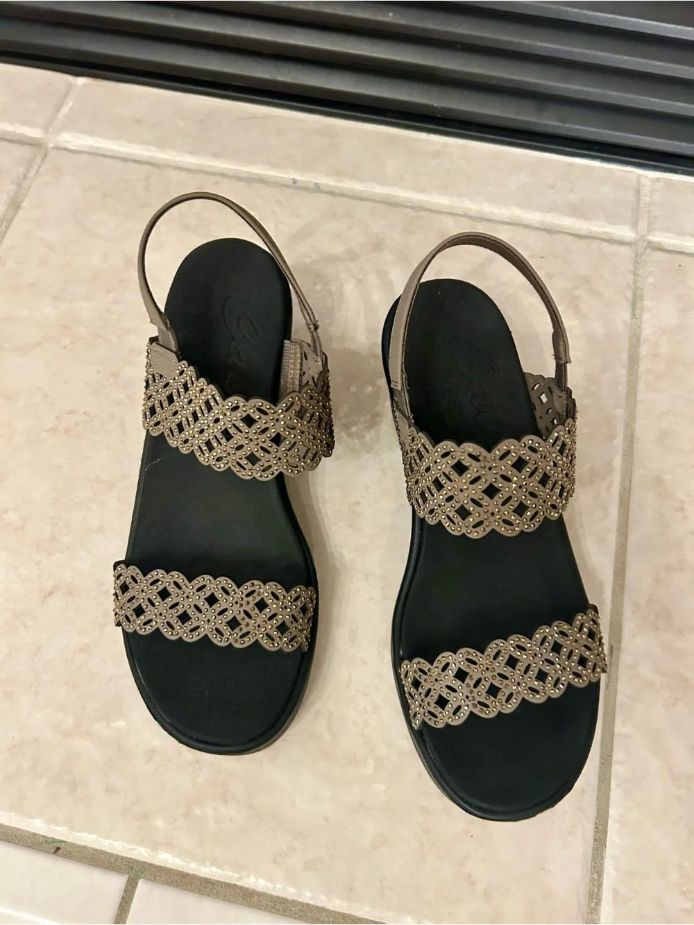 New Taupe Skechers Rumble On Sassy Dayz Wedge slip on sandals